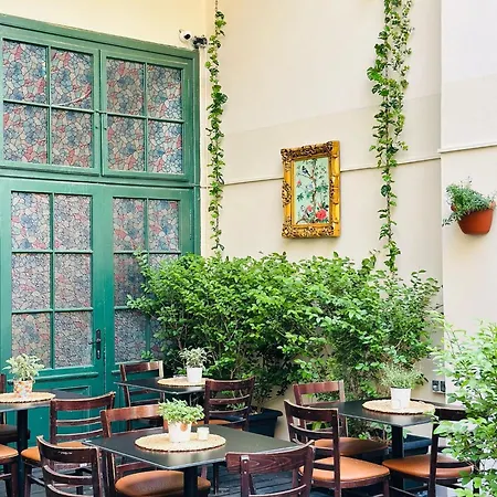 Petit Dependance Hotel