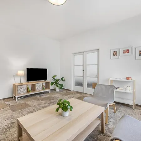 Petit Dependance 3* Bratysława