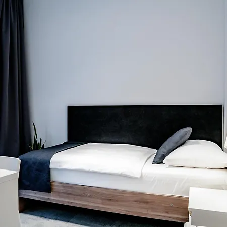 佩蒂特迪潘登思旅馆 布拉迪斯拉发