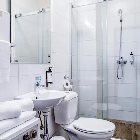 酒店 佩蒂特迪潘登思旅馆