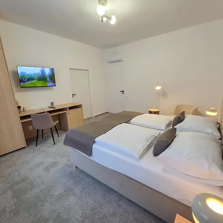 Hotel Petit Dependance Bratislava