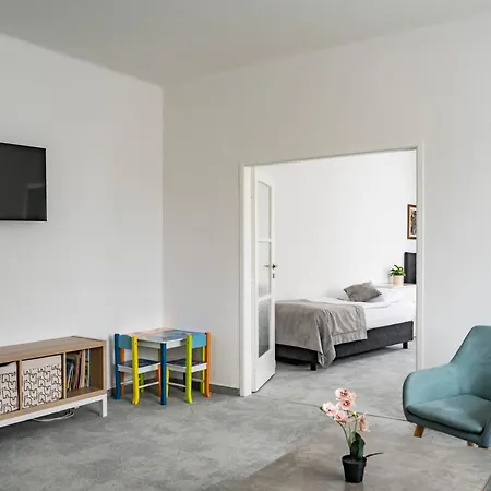 Hotel Petit Dependance 3*