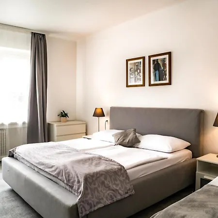 Petit Dependance 3* Bratislava