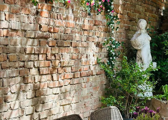 프티 디펜던스 브라티슬라바