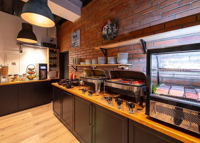 프티 디펜던스 호텔