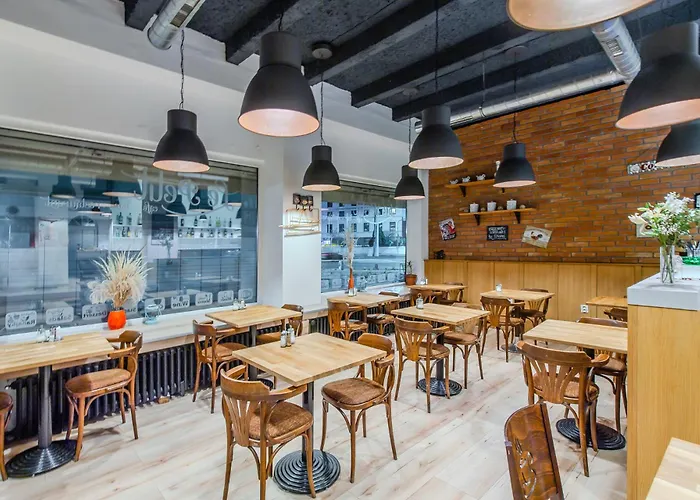 프티 디펜던스 호텔