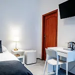 Petit Dependance Hotel