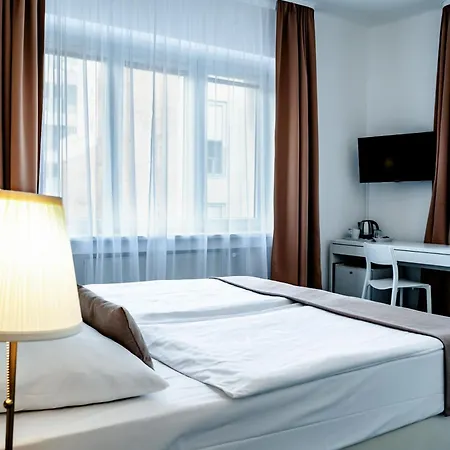 Petit Dependance Hotel Pressburg