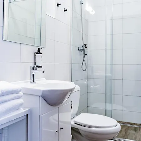 Petit Dependance Hotel Pressburg